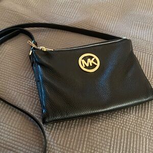 MICHAEL KORS CROSS BODY BAG